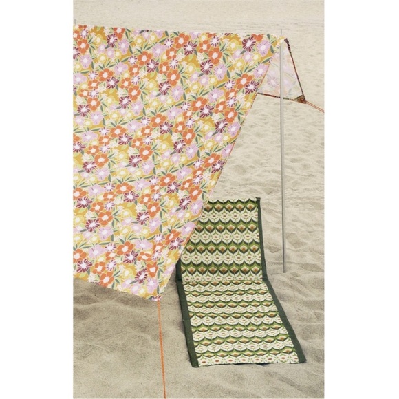 Zara Other - NWT Zara Sun Shade Canopy Beach Floral Portable Tote Accessory